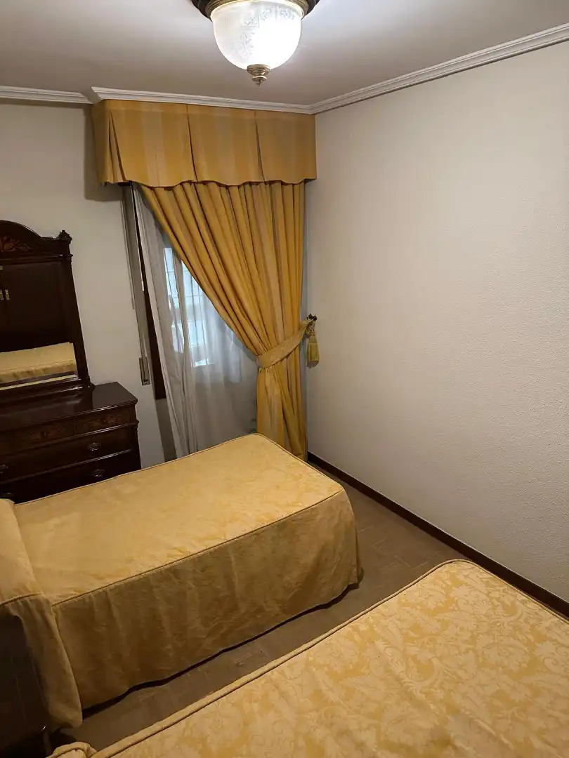 Habitación de Piso en venta en Cáceres