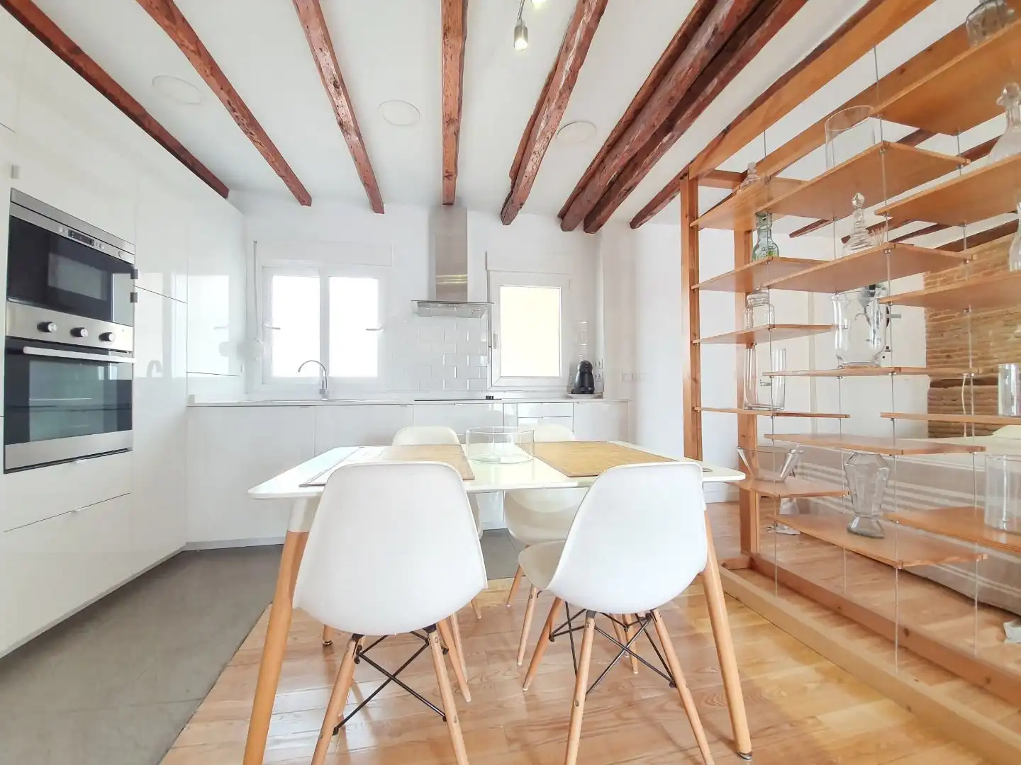Cocina de Ático de alquiler en Madrid con Aire acondicionado, Calefacción y Terraza