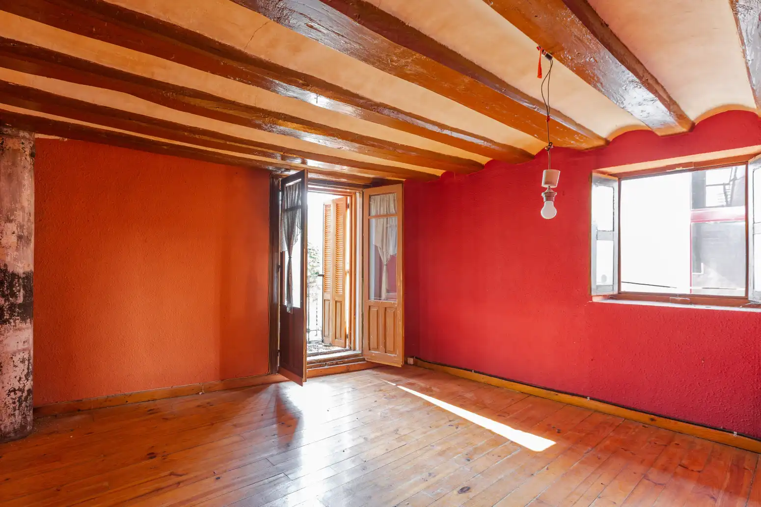 Wohnzimmer von Dachboden zum Verkauf in Lumbier