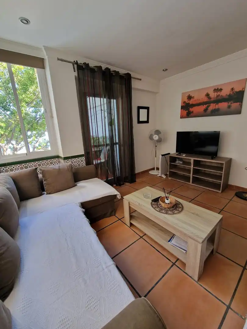 Apartamento con ascensor en venta en Estepona Pueblo, imagen 6
