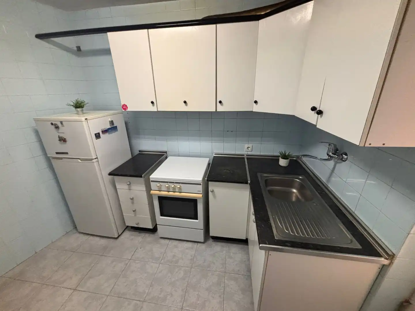 Cocina de Piso en venta en Alicante / Alacant con Aire acondicionado y Amueblado