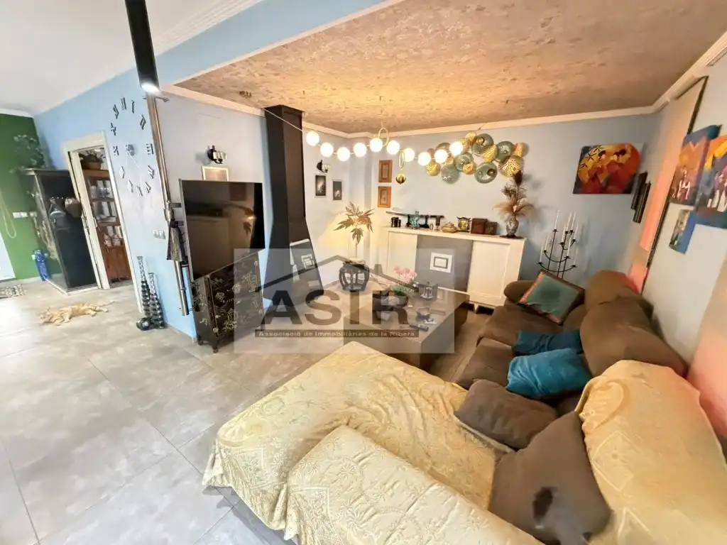 Sala d'estar de Casa o xalet en venda en Alzira amb Terrassa i Piscina