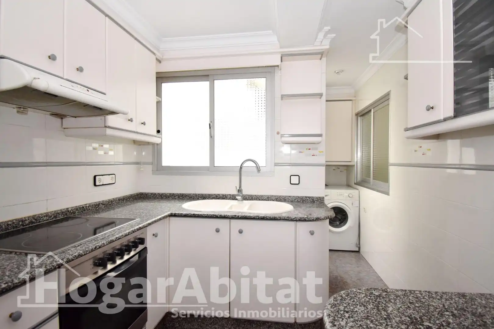 Kitchen of Flat for sale in Alaquàs  with Air Conditioner and Balcony