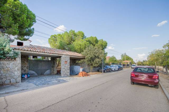 Edificio en Venta en  Av. Monte de Batres en Batres