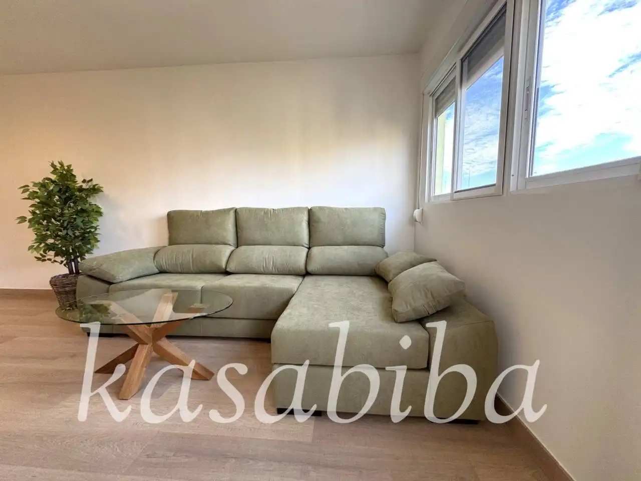 Sala d'estar de Pis de lloguer en Valencia amb Aire condicionat, Parquet i Terrassa