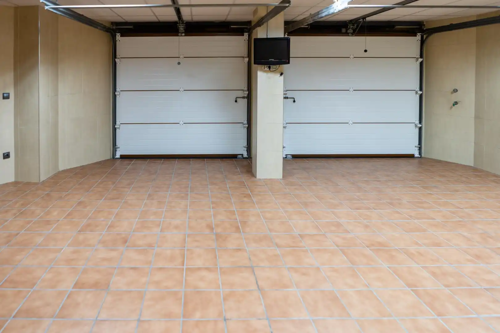 Parking de Casa o chalet en venta en Albolote con Terraza, Trastero y Piscina