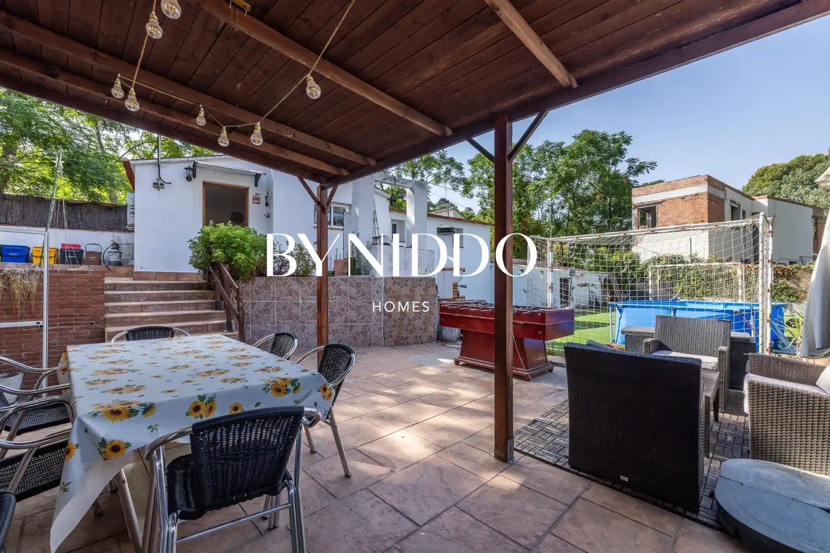 Terrassa de Casa o xalet en venda en Sant Cugat del Vallès amb Aire condicionat, Calefacció i Jardí privat