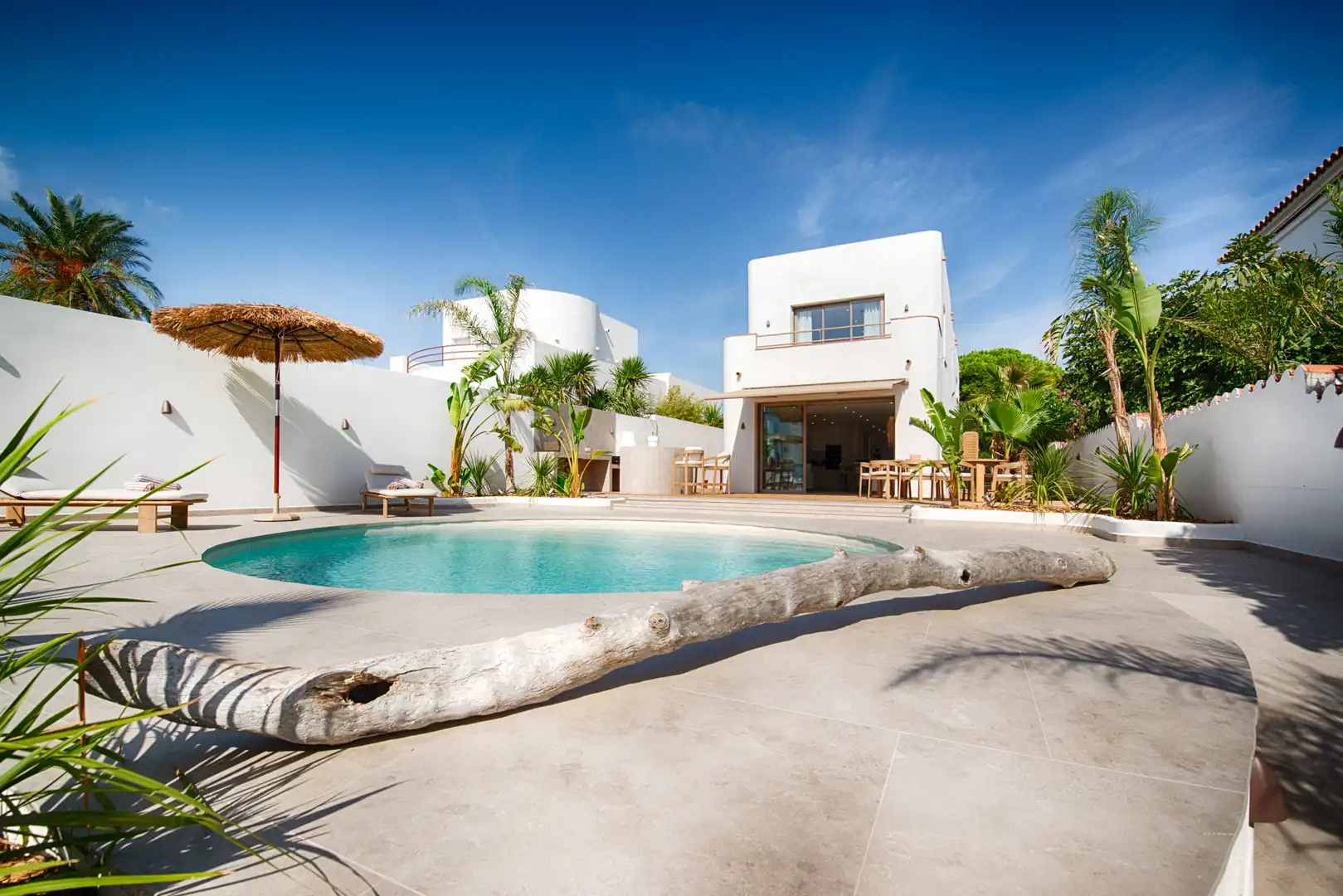 Chalet con piscina en venta en Carrer Segre, imagen 2