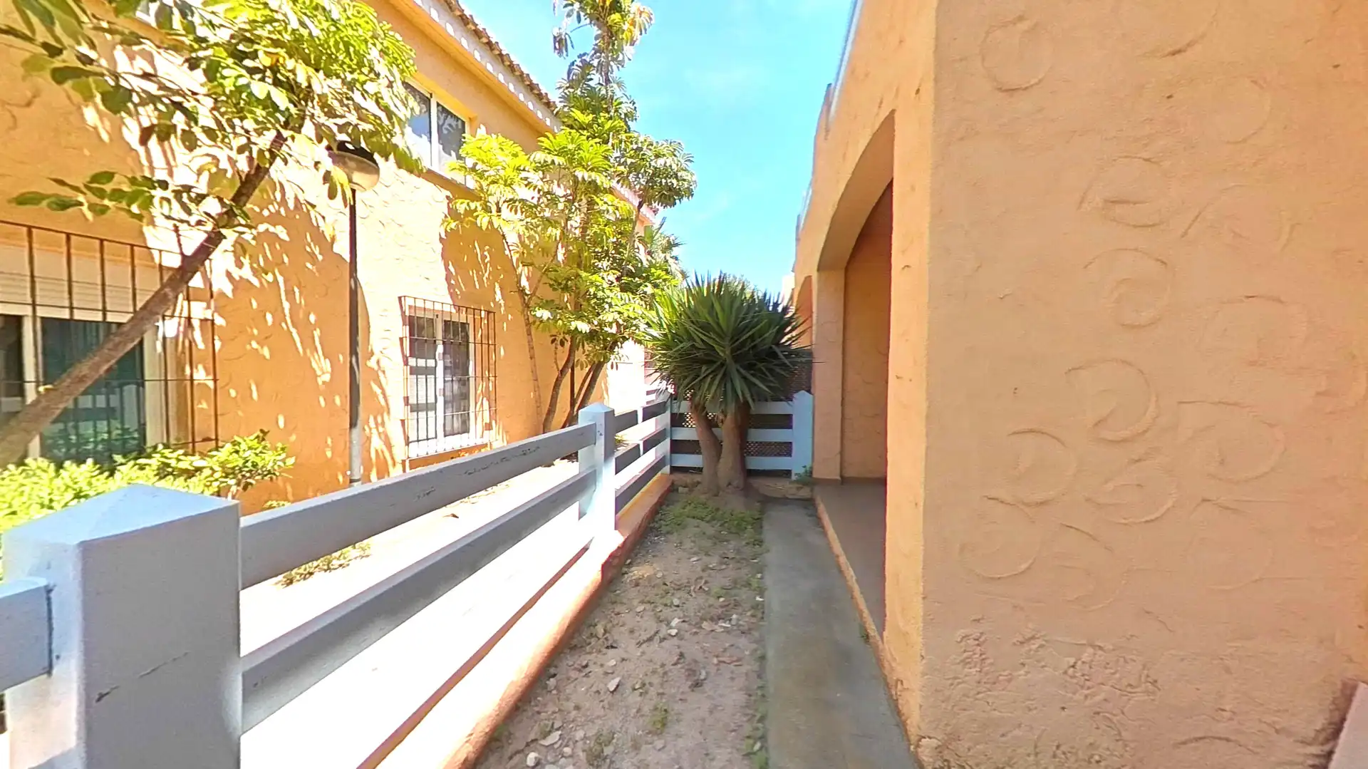 Apartments for sale in Juan Sebastian Elcano, Las Marinas - Pueblo Laguna
