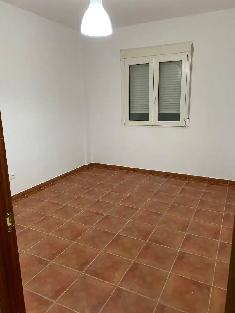Habitación de Ático en venta en Herencia