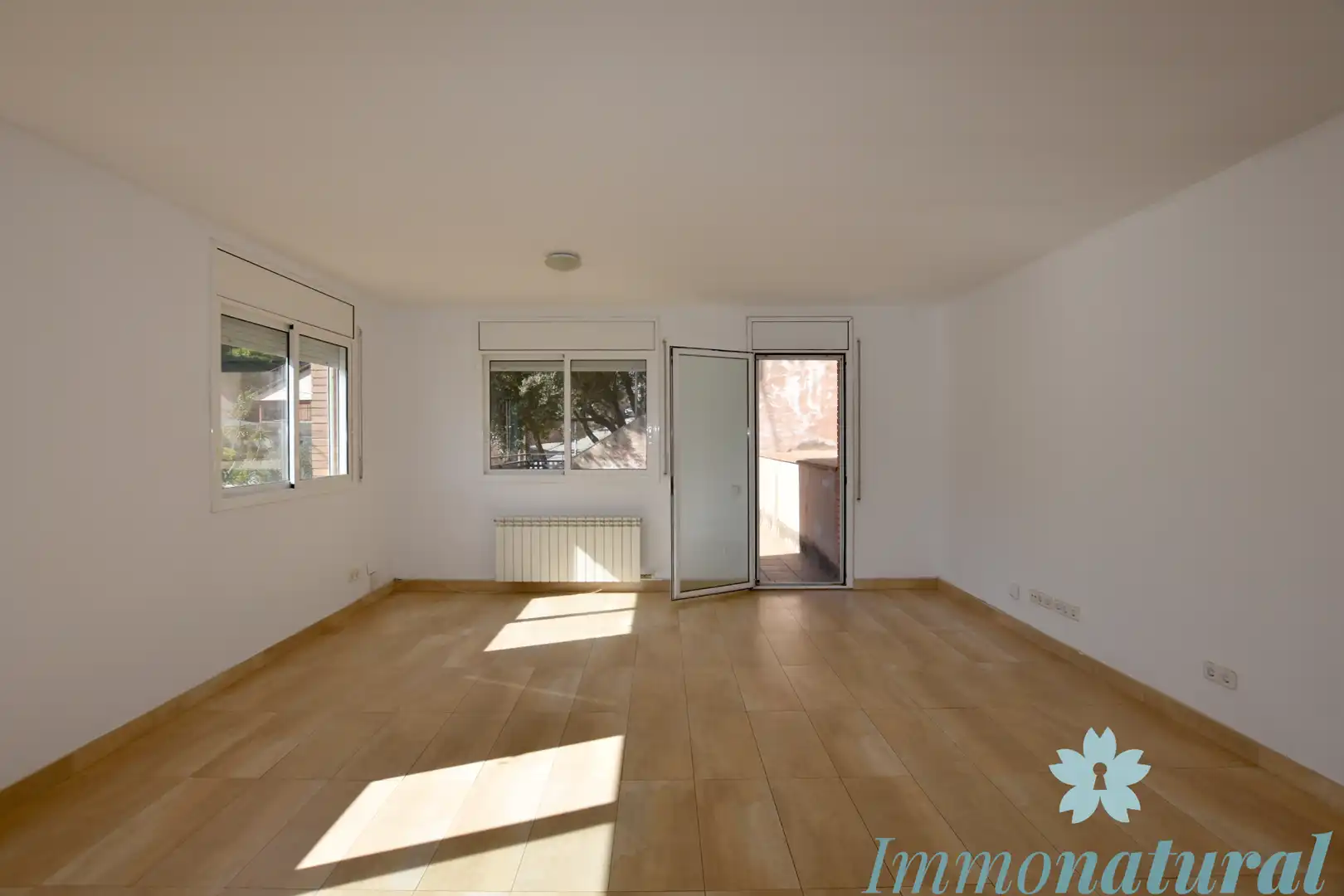 Living room of Houses for sale in Torrelles de Llobregat  with Heating, Terrace and Swimming Pool