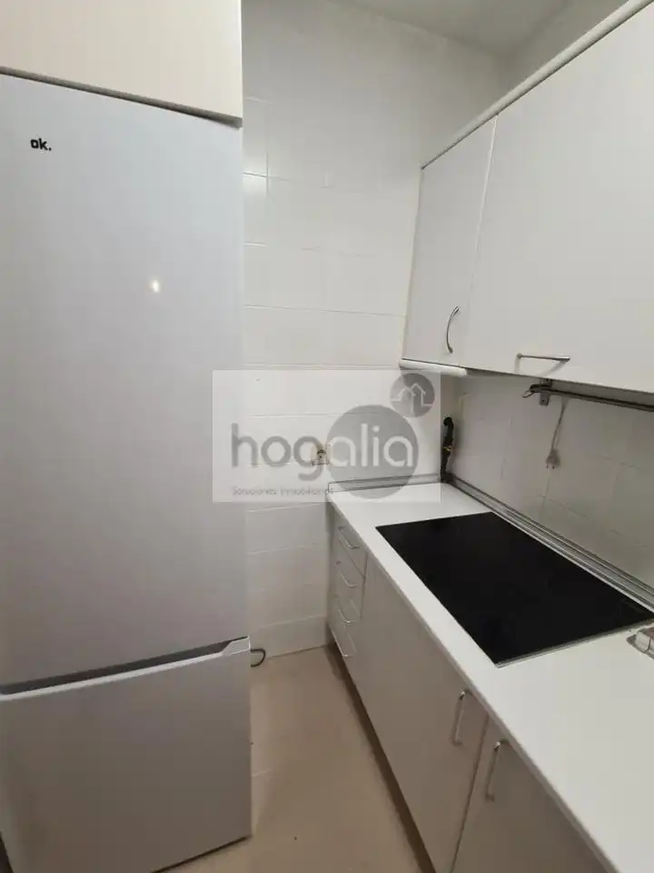 Küche von Wohnung zur Miete in Sevilla mit Klimaanlage, Schwimmbad und Möbliert