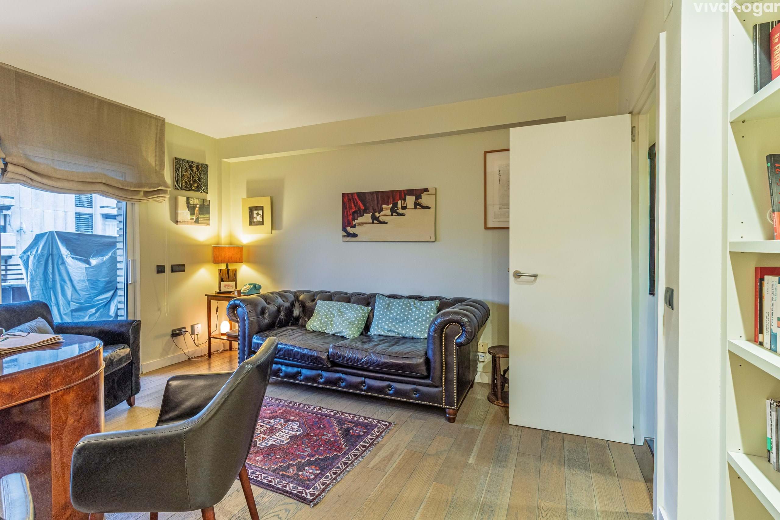 Living room of Flat for sale in  Madrid Capital  with Air Conditioner, Heating and Terrace