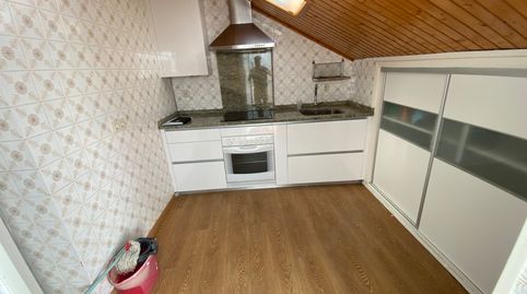 Foto 3 de Apartament en venda a Rúa Médico José Fiaño Señor, Casablanca - Calvario, Vigo