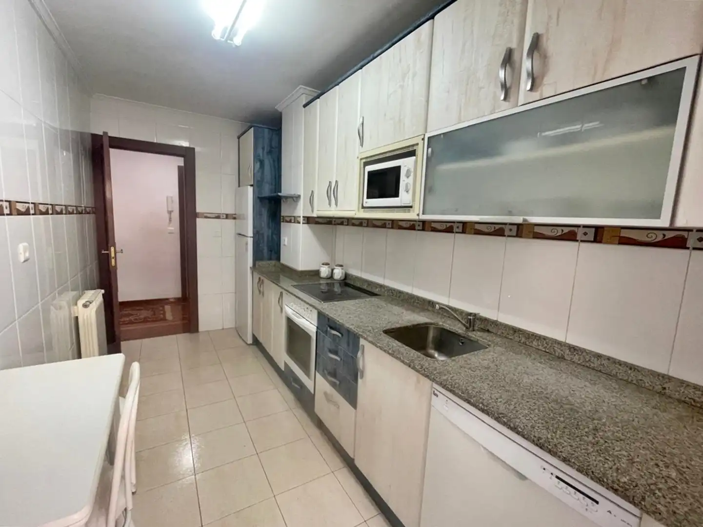 Piso con ascensor en venta en Renedo, imagen 3