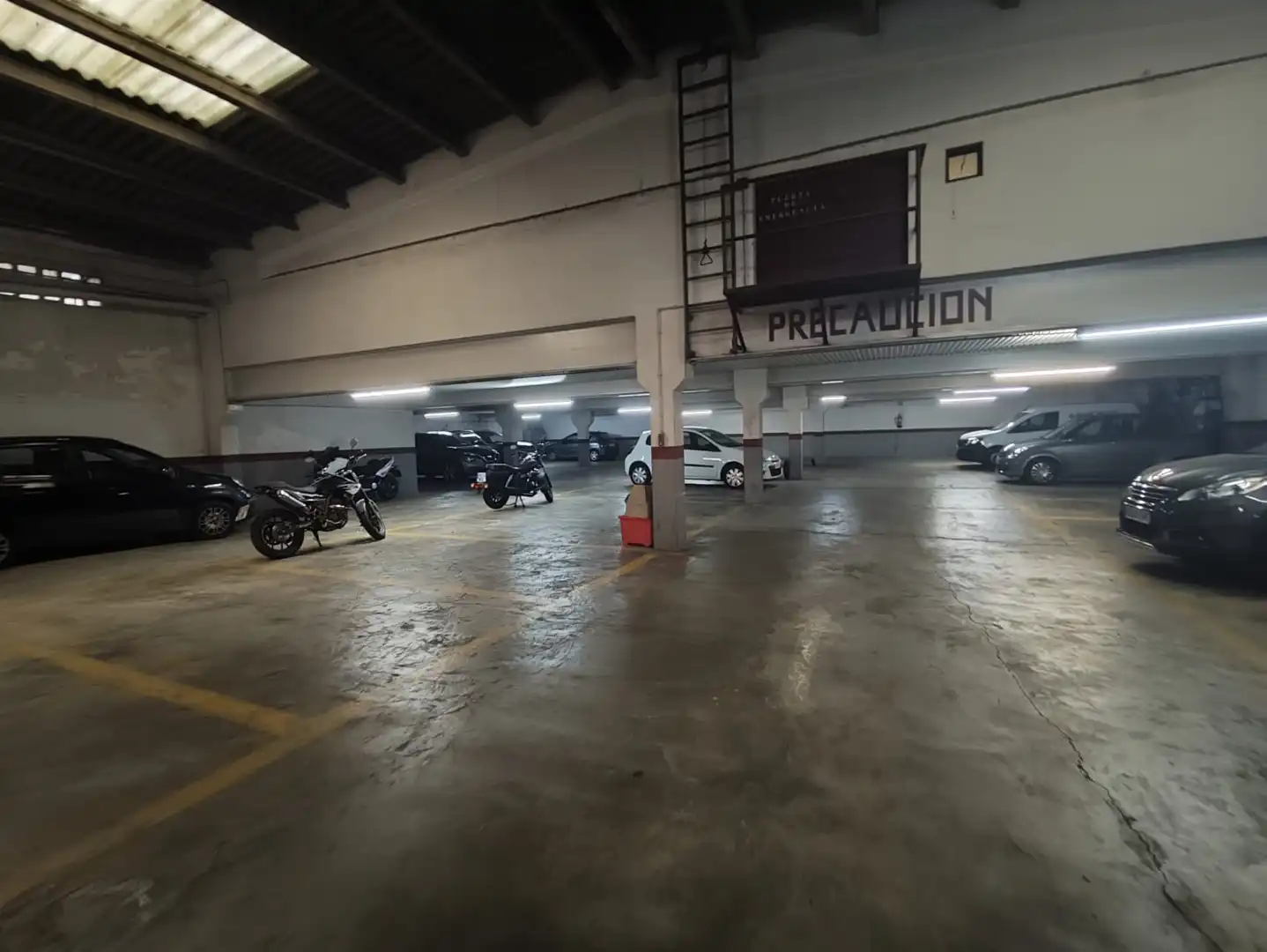 Einzelparkplatz zum Verkauf in Carrer de la Hispanitat, imagen 5