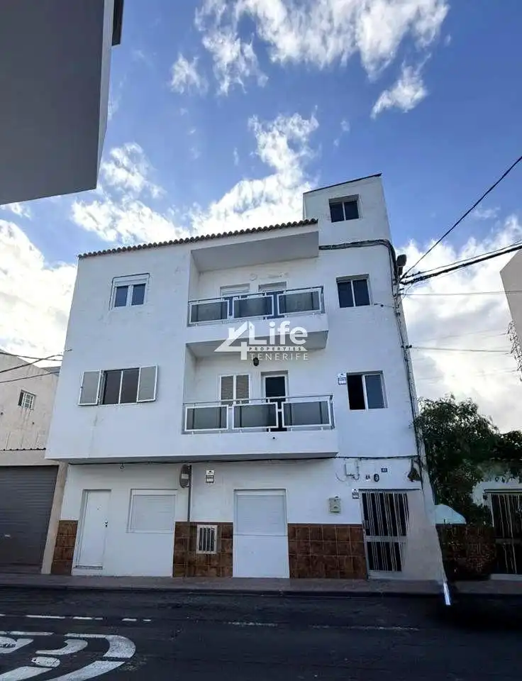 Außenansicht von Erdgeschoss zur Miete in San Miguel de Abona mit Klimaanlage, Terrasse und Möbliert