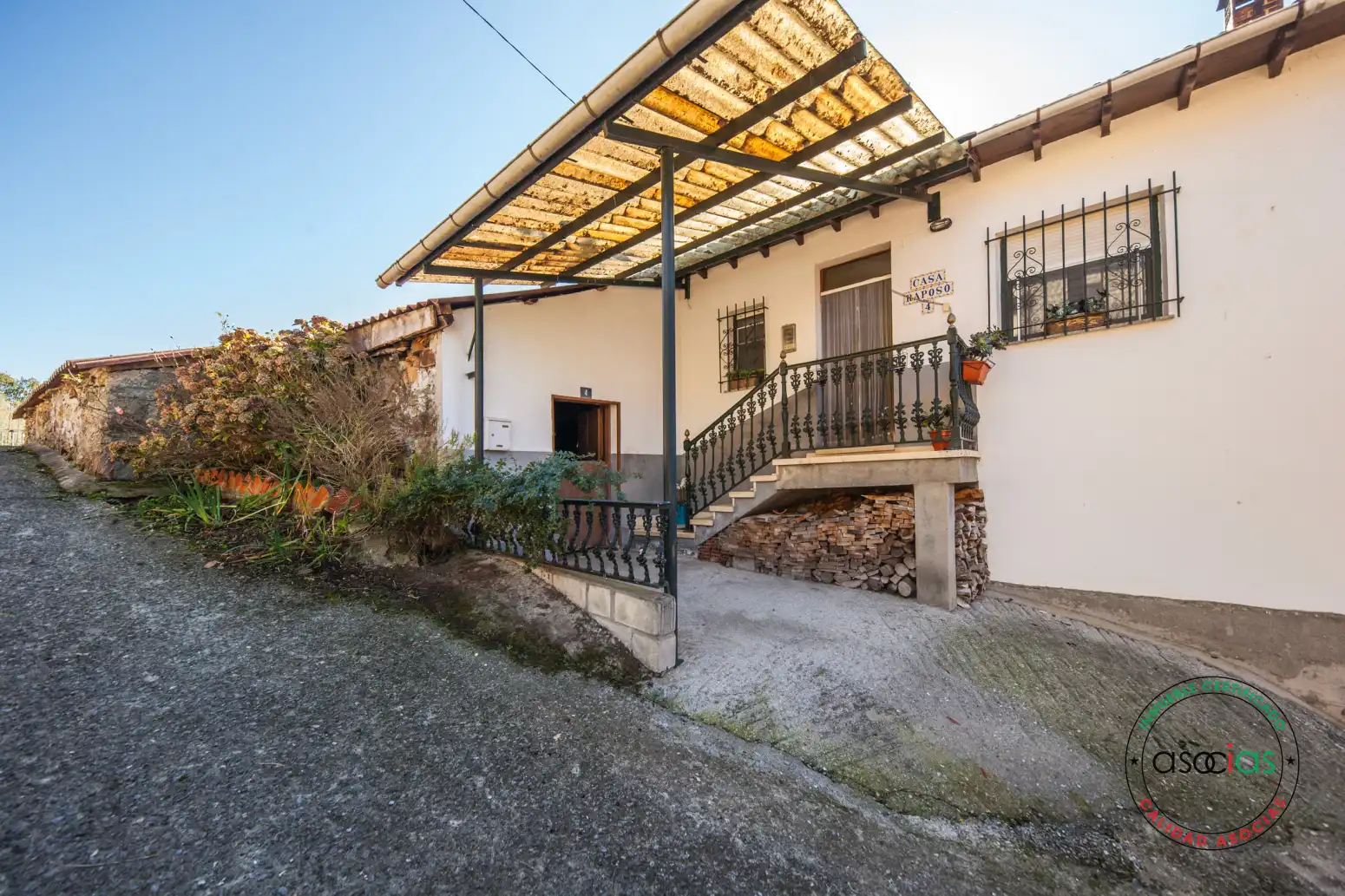 Vista exterior de Casa o chalet en venta en Tineo con Calefacción, Jardín privado y Terraza