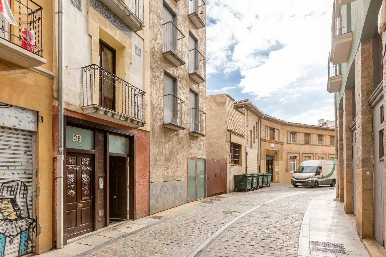 Vista exterior de Local en venda en  Pamplona / Iruña
