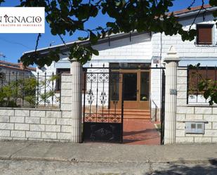 Single-family semi-detached for sale in Valle de Valdebezana