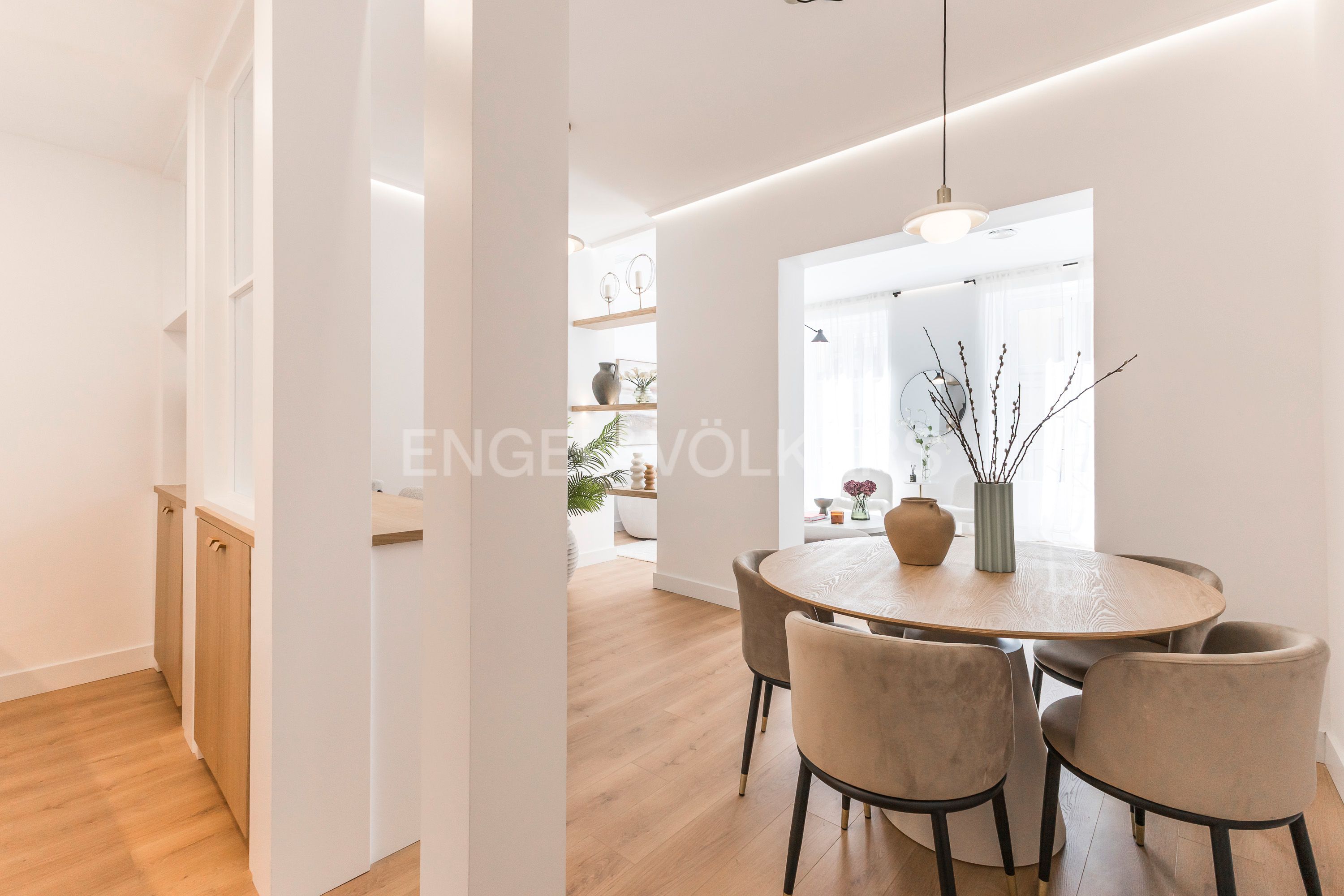 Menjador de Pis en venda en  Madrid Capital amb Aire condicionat, Calefacció i Balcó