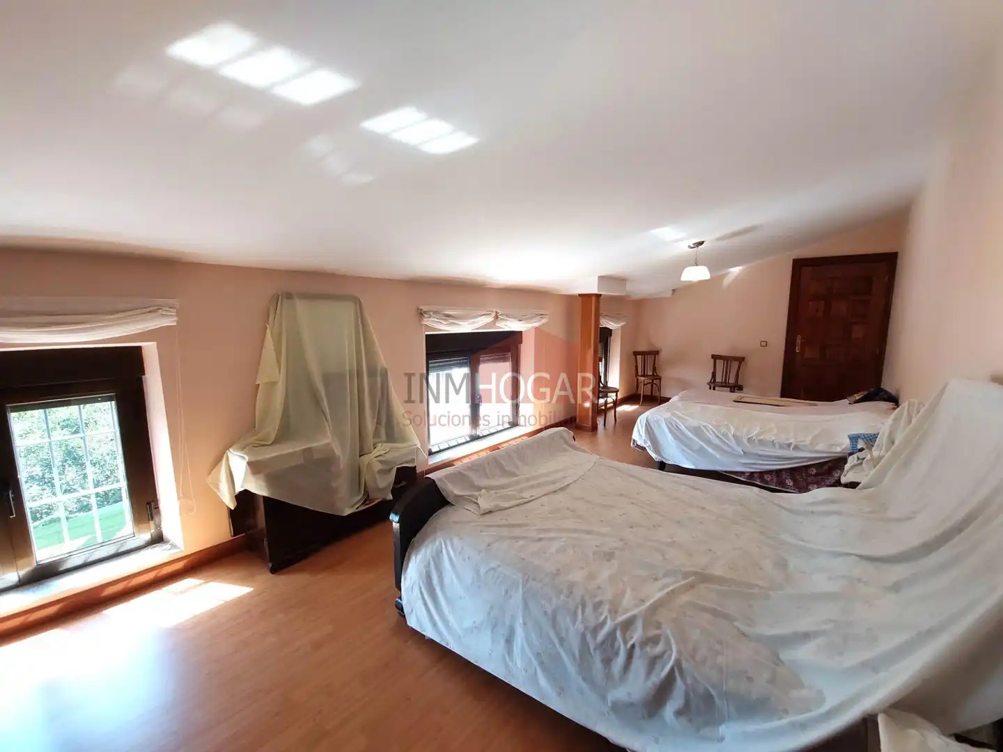 Houses for sale in Gutierre-Muñoz  with Heating, Private garden and Storage room