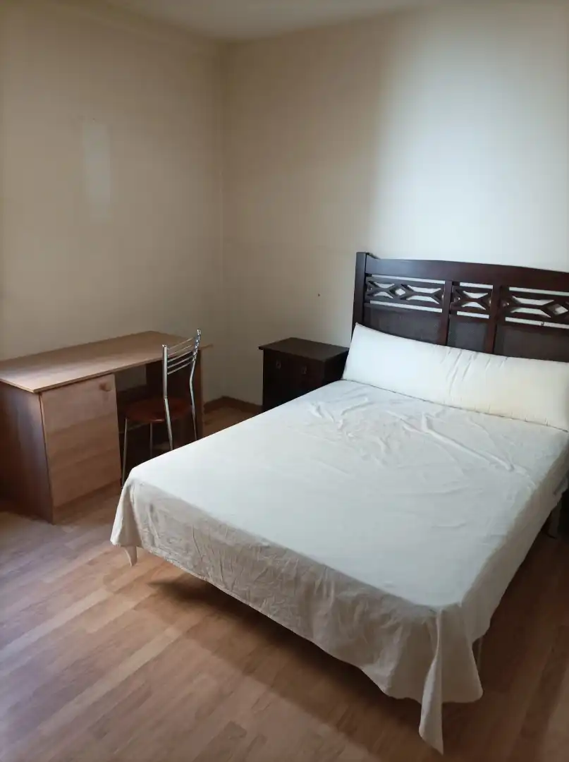 Habitación de Piso de alquiler en Tudela con Calefacción, Amueblado y Horno