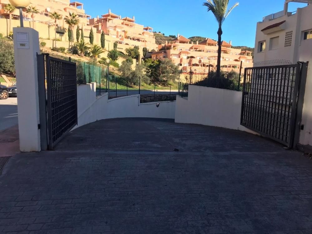 Exterior view of Garage for sale in Mijas