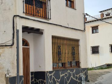 Casa con balcone in vendita a Alpujarra de la Sierra