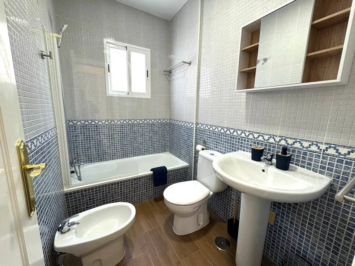 Bathroom of Apartments for sale in Orihuela  with Air Conditioner, Private garden and Terrace