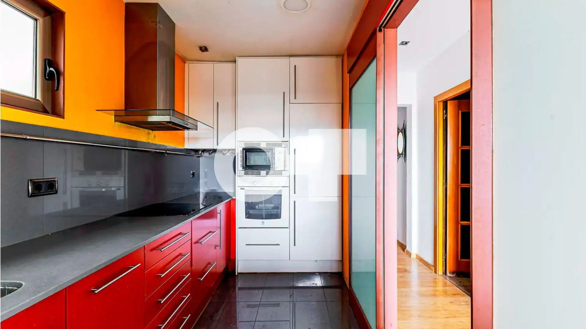Cocina de Dúplex en venta en Barcelona con Calefacción, Terraza y Amueblado