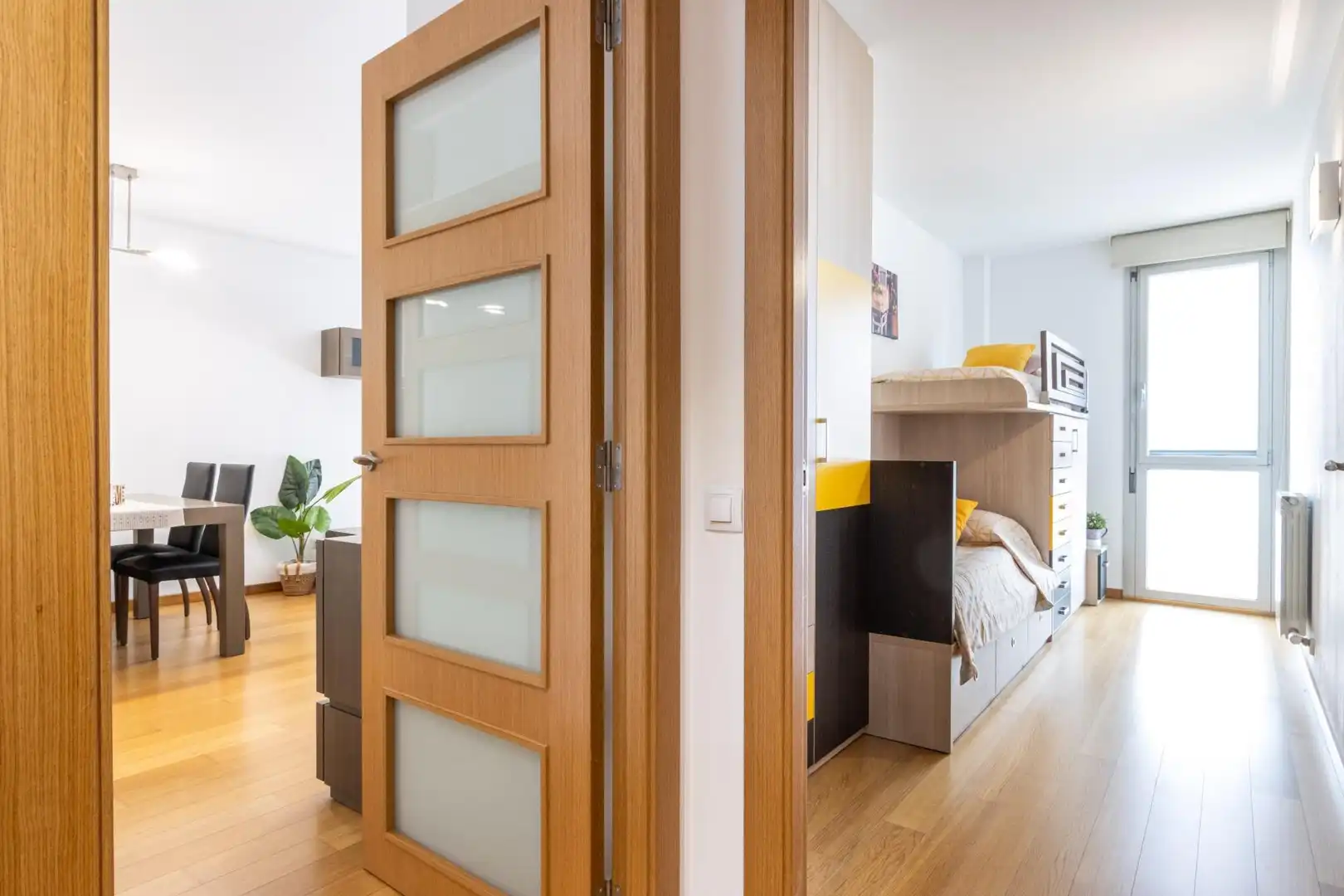 Habitación de Piso en venta en Sabadell con Aire acondicionado, Calefacción y Parquet