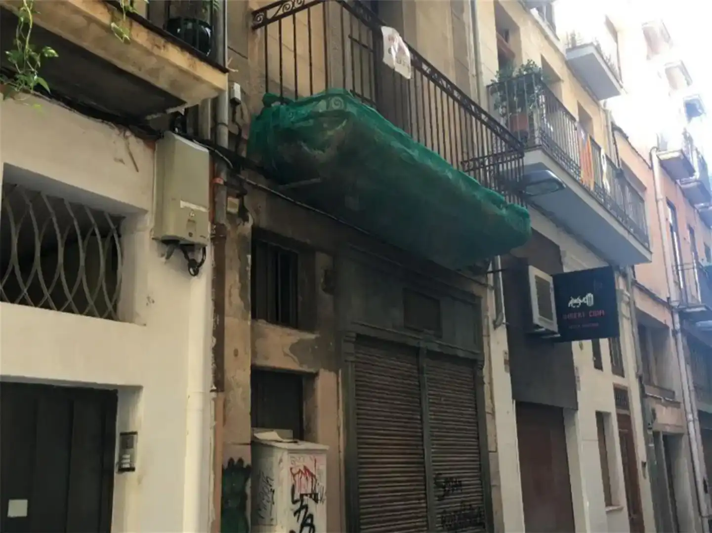Vista exterior de Casa adosada en venta en Reus
