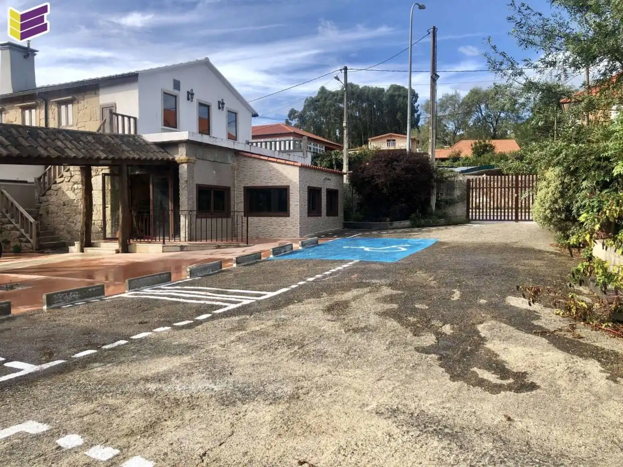 Aparcament de Local en venda en Tui amb Aire condicionat i Alarma