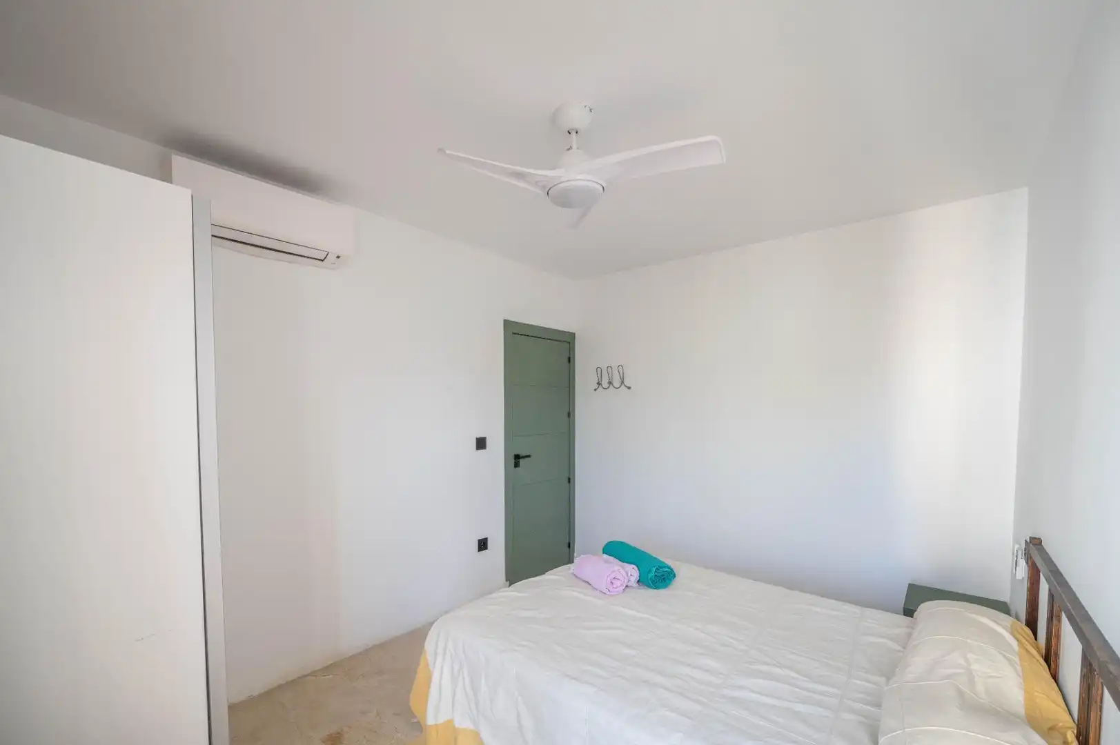 Schlafzimmer von Wohnungen zum Verkauf in Granada mit Klimaanlage, Heizung und Terrasse