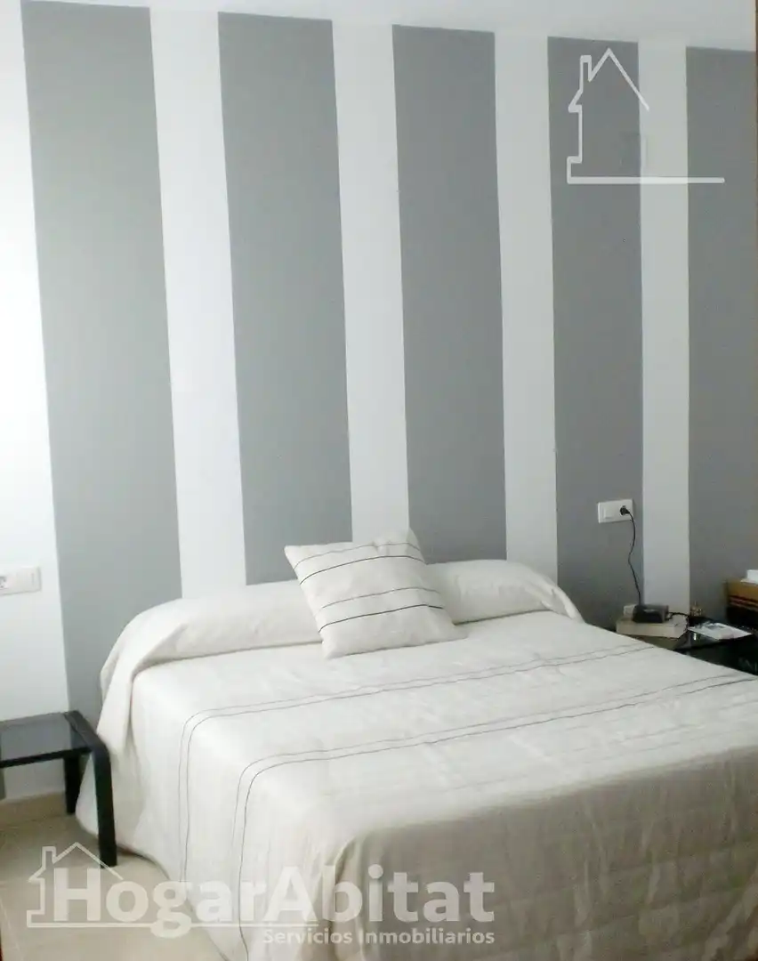 Schlafzimmer von Dachboden zum Verkauf in Burriana / Borriana mit Terrasse