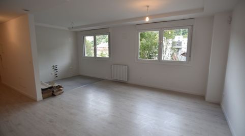 Foto 2 de Piso en venta en Iparragirre Kalea, Eibar, Gipuzkoa