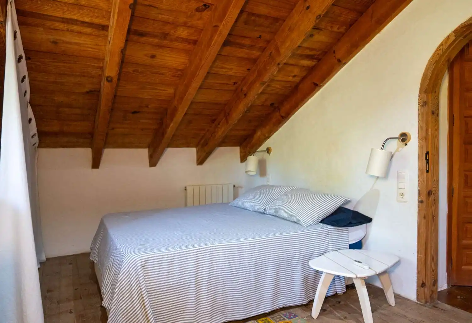 Dormitori de Finca rústica en venda en Lecrín amb Piscina