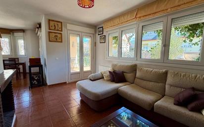 Single-family semi-detached for sale in Los Ángeles de San Rafael, El Espinar