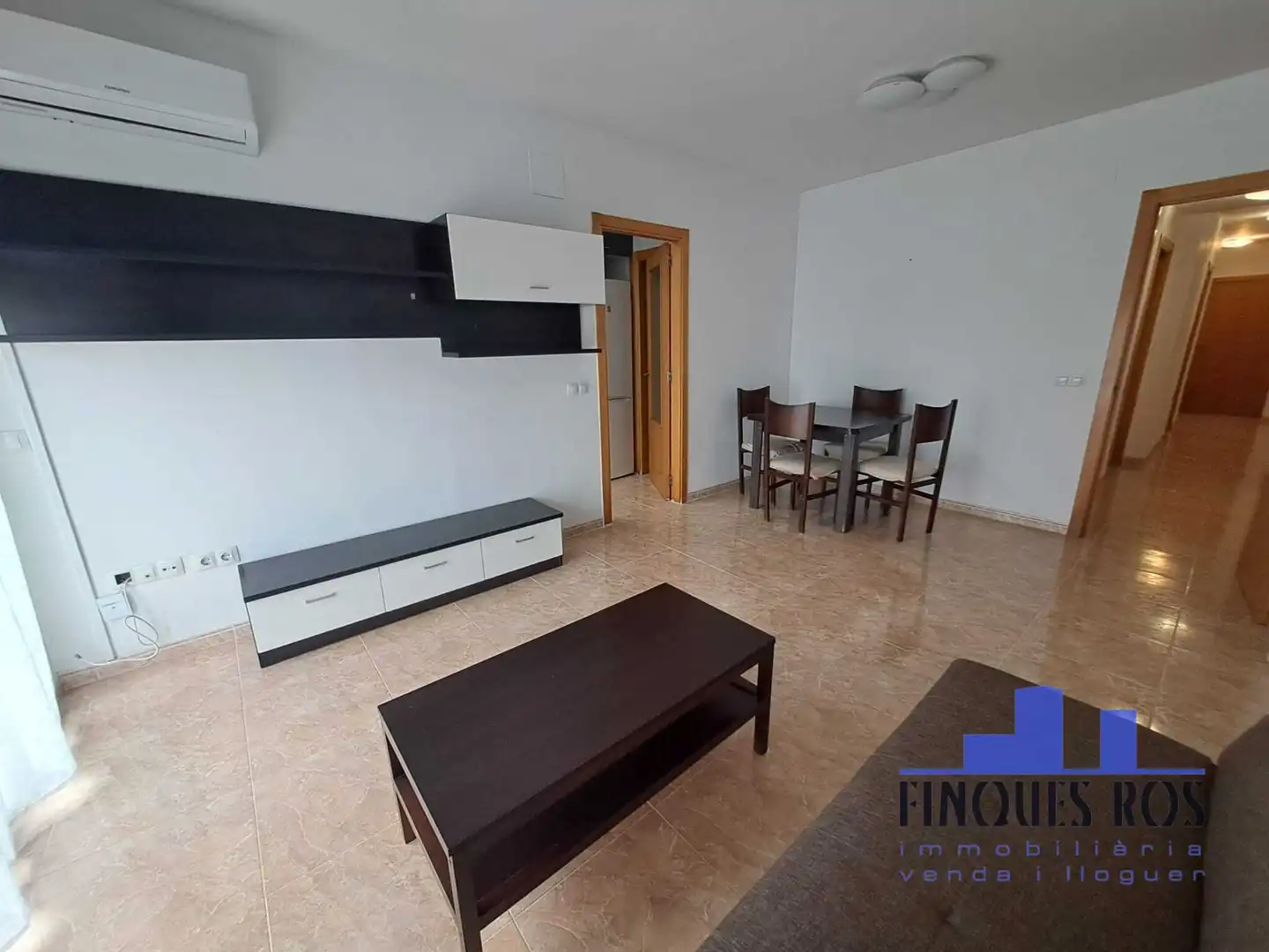 Wohnzimmer von Wohnung zum Verkauf in Vinaròs mit Klimaanlage, Heizung und Möbliert