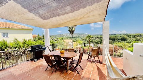 Villa exquisita con Prime Ubicación, Cerca de Clubes Prestigiosos y Oportunidades de Recreación Infinitas, imatge 2