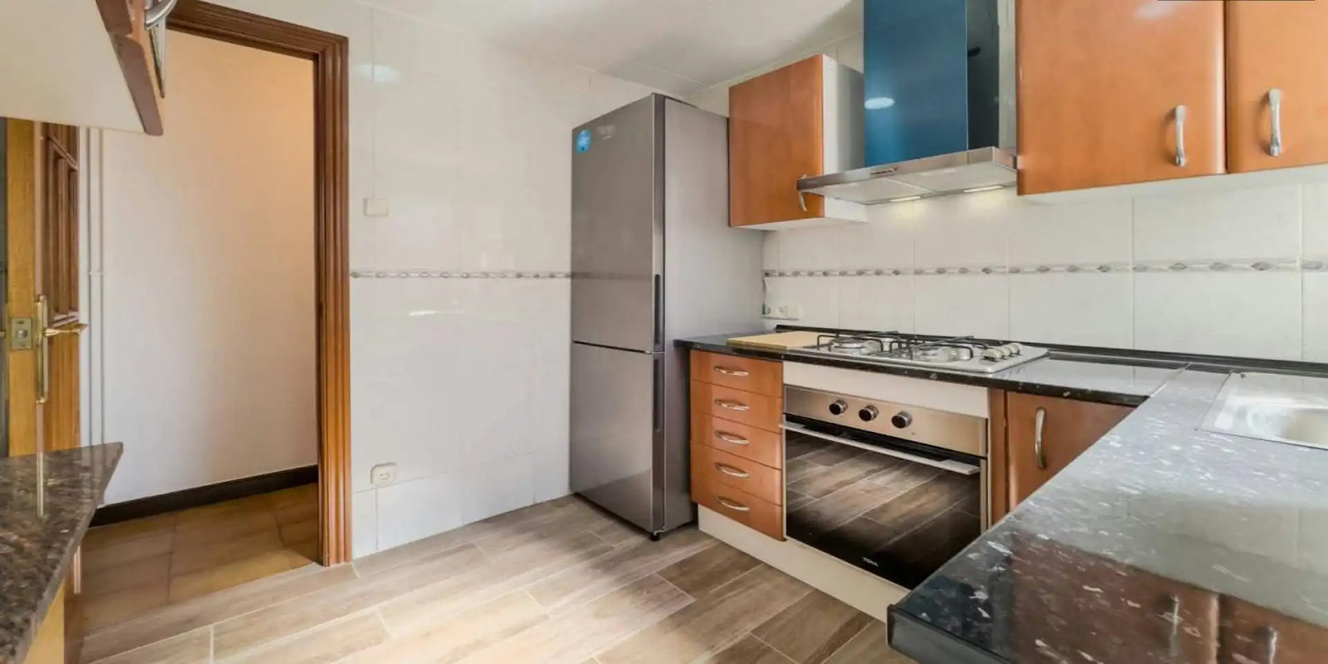 Cocina de Piso para compartir en Barcelona con Amueblado y Lavadora