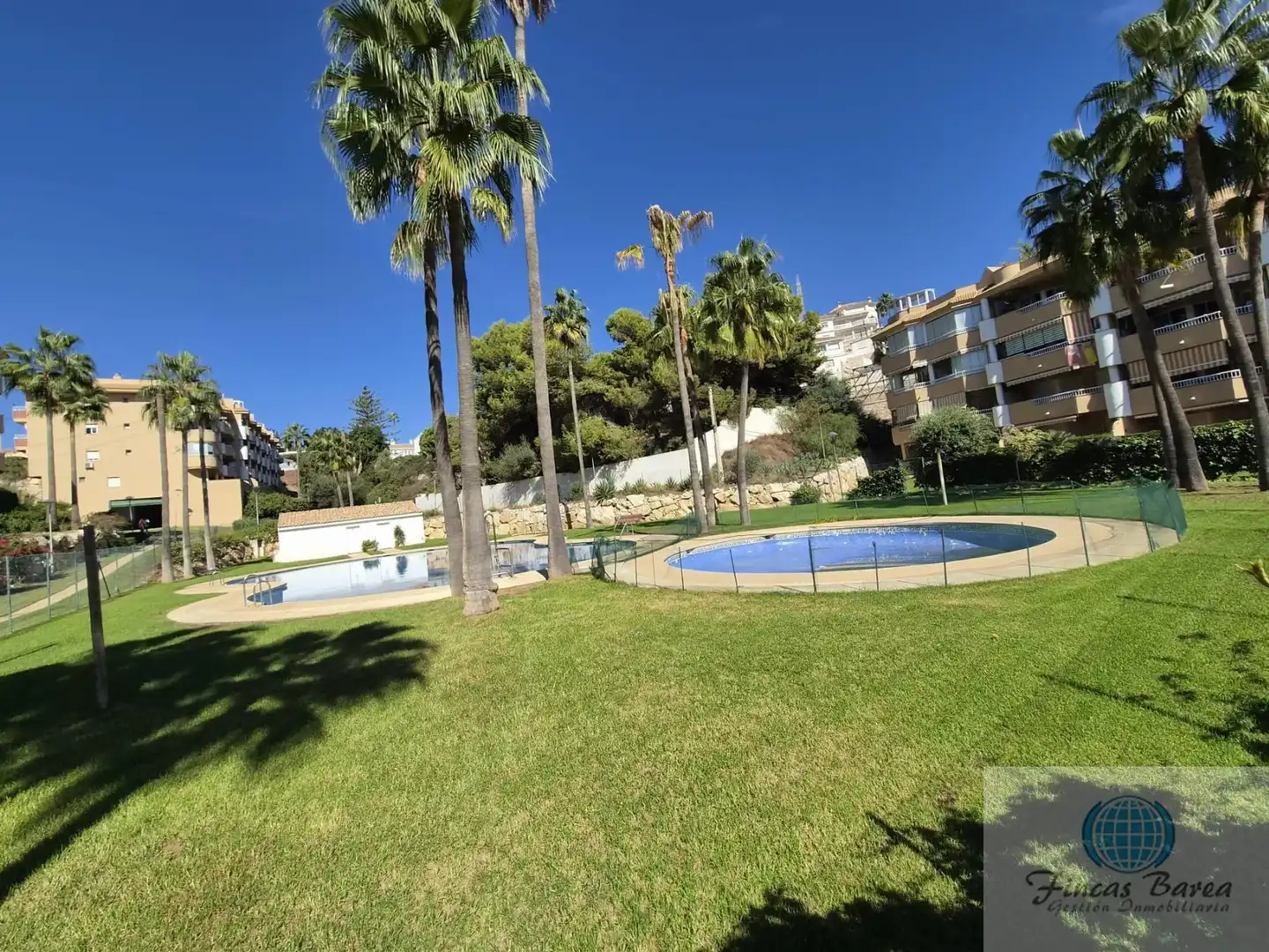 Jardín de Piso en venta en Fuengirola con Aire acondicionado, Terraza y Piscina comunitaria