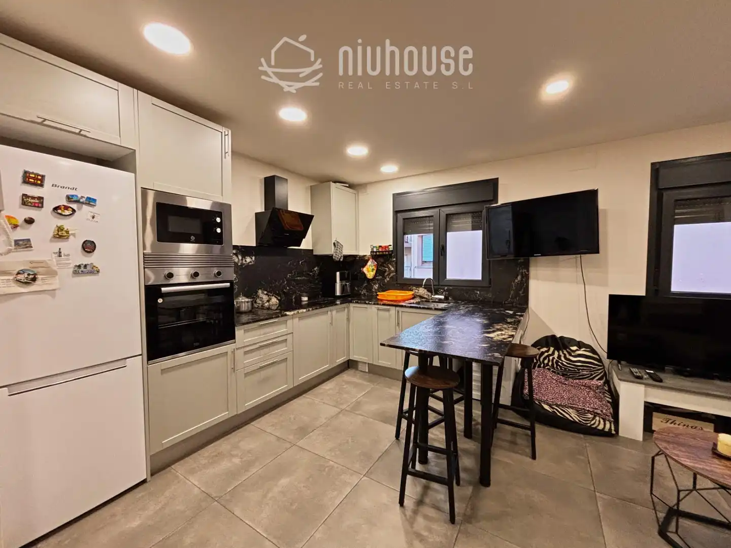 Kitchen of Flat for sale in Puigcerdà