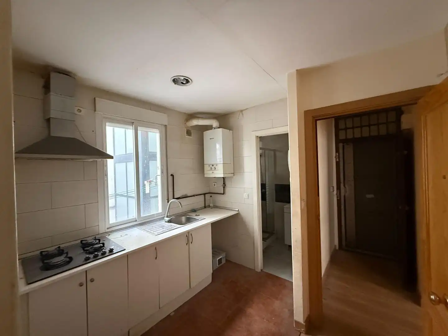 Cocina de Piso en venta en Madrid con Calefacción y Alarma