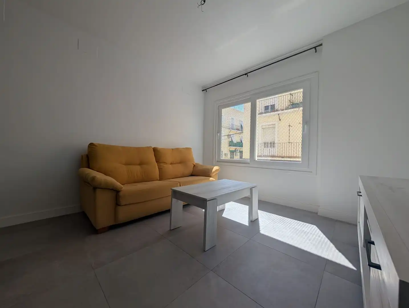 Sala de estar de Apartamento de alquiler en  Huelva Capital con Amueblado