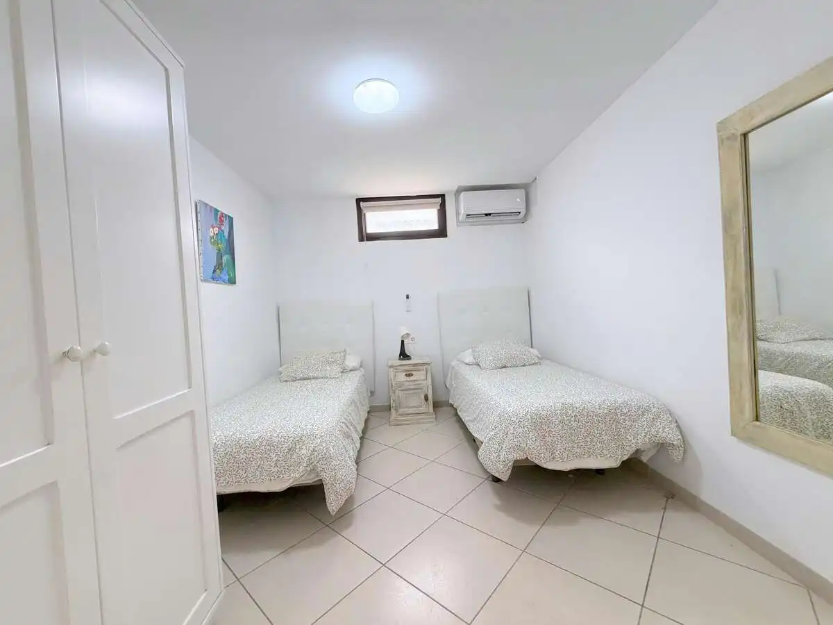 Dormitori de Casa o xalet en venda en Tías amb Aire condicionat, Jardí privat i Terrassa