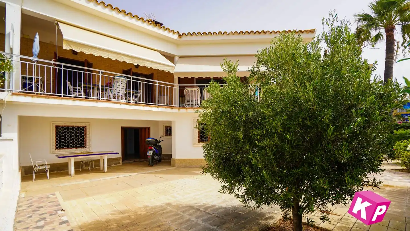 Casa amb jardí en venda a De La Armada Española, imagen 9