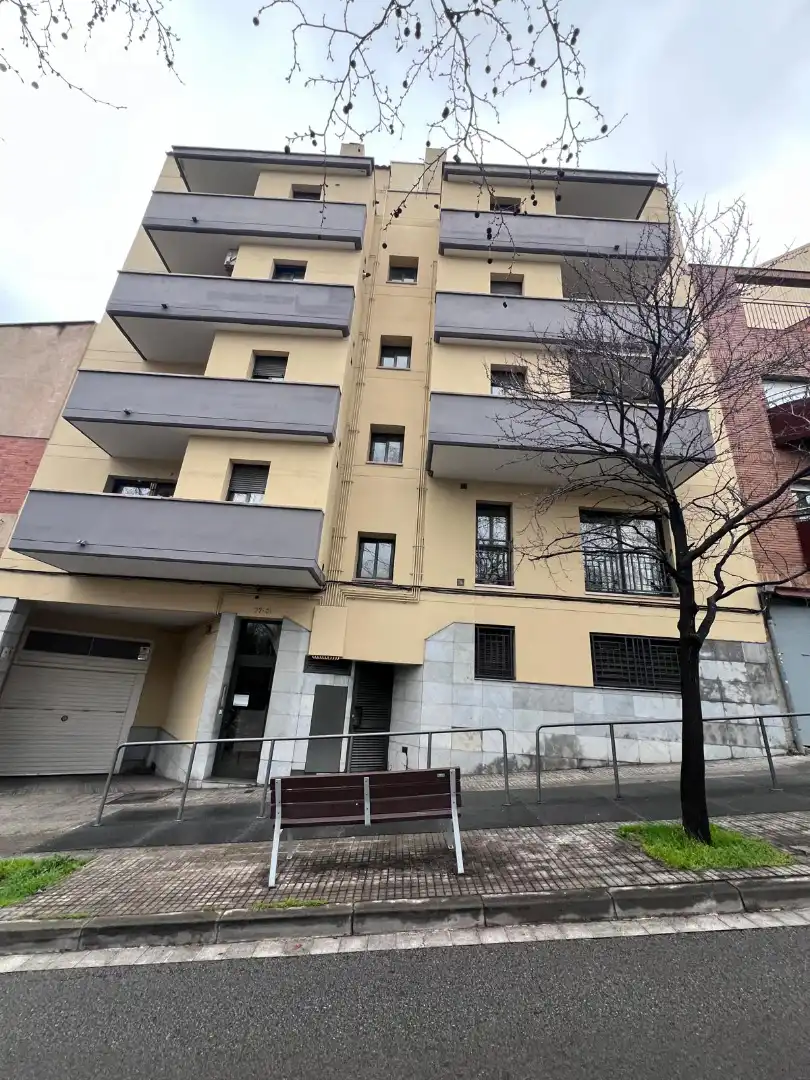 Appartement avec ascenseur à vendre à Passeig del Vint-i-dos de Juliol 77