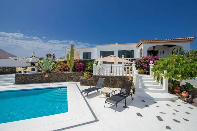 Casa-chalet en Venta en Güime